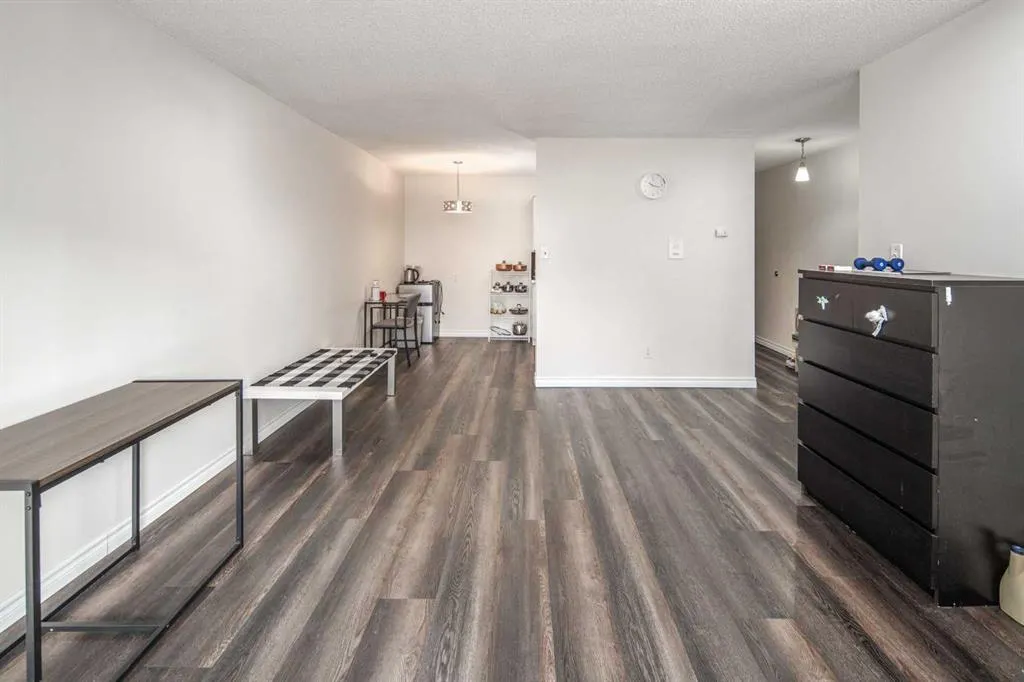 1335 12 Avenue SW #406