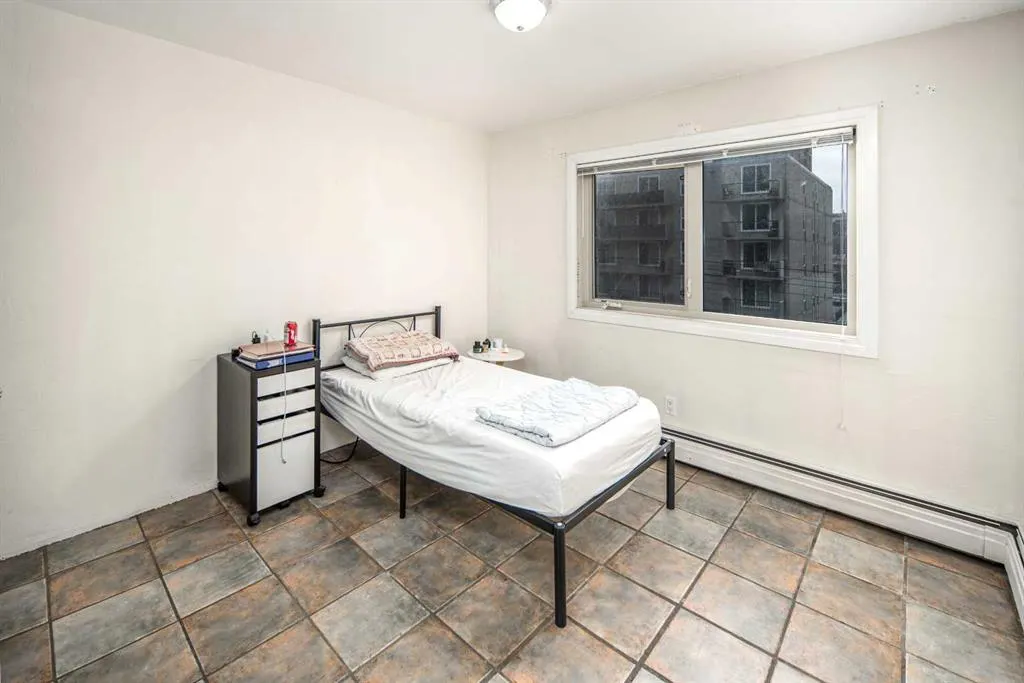 1335 12 Avenue SW #406