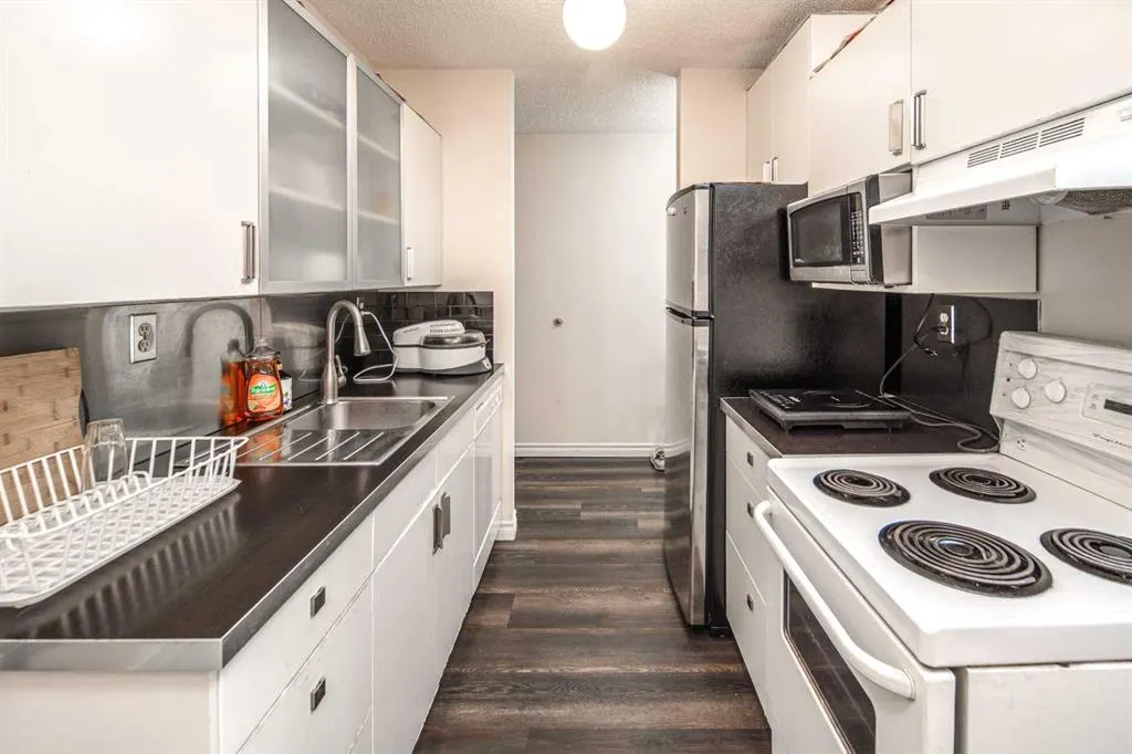 1335 12 Avenue SW #406