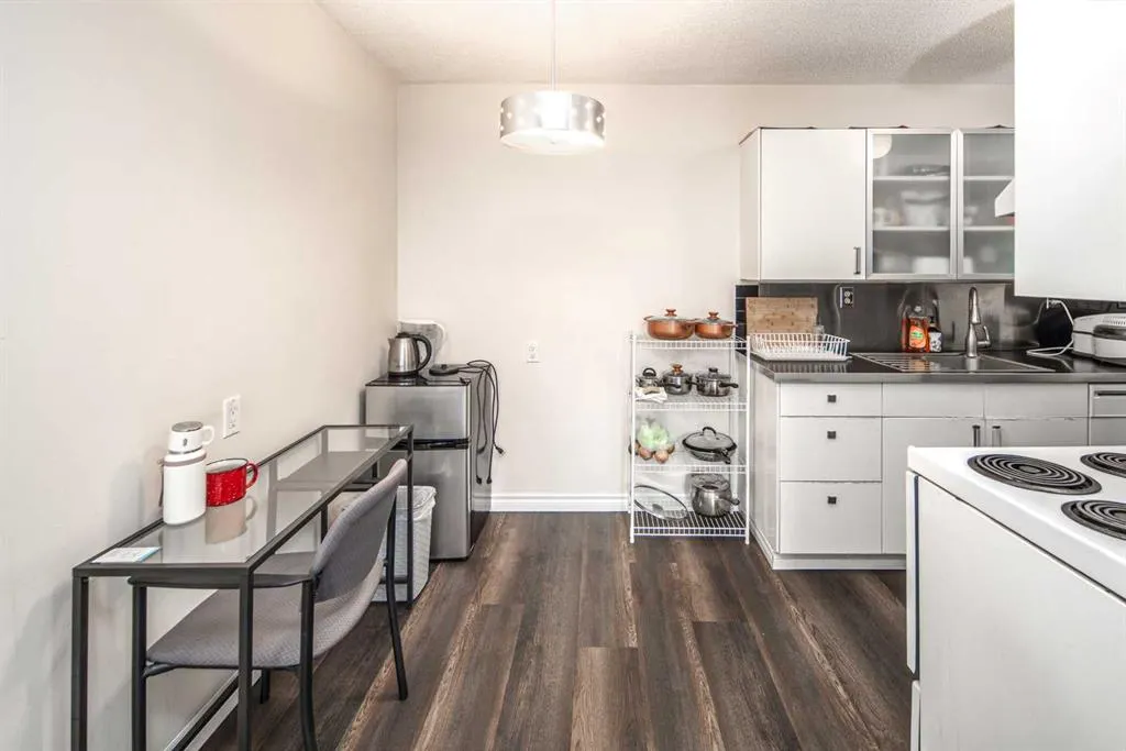 1335 12 Avenue SW #406
