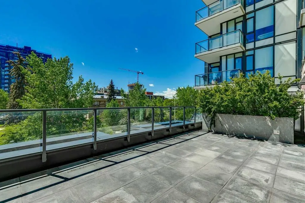 310 12 Avenue SW #907