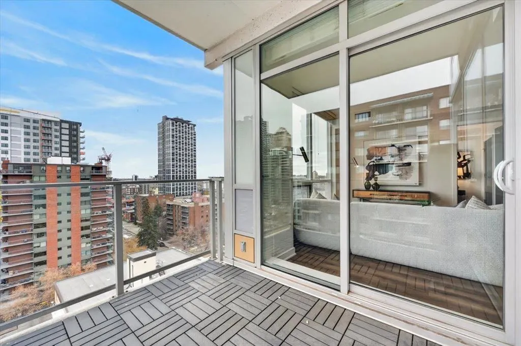 626 14 Avenue SW #1203