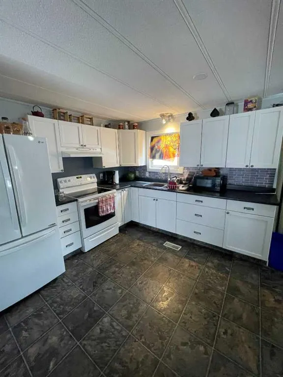 1190 15 Avenue #69