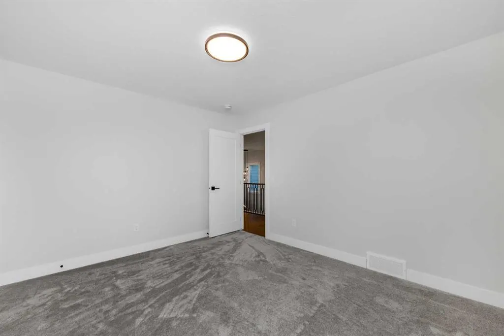 463 Rivercrest View