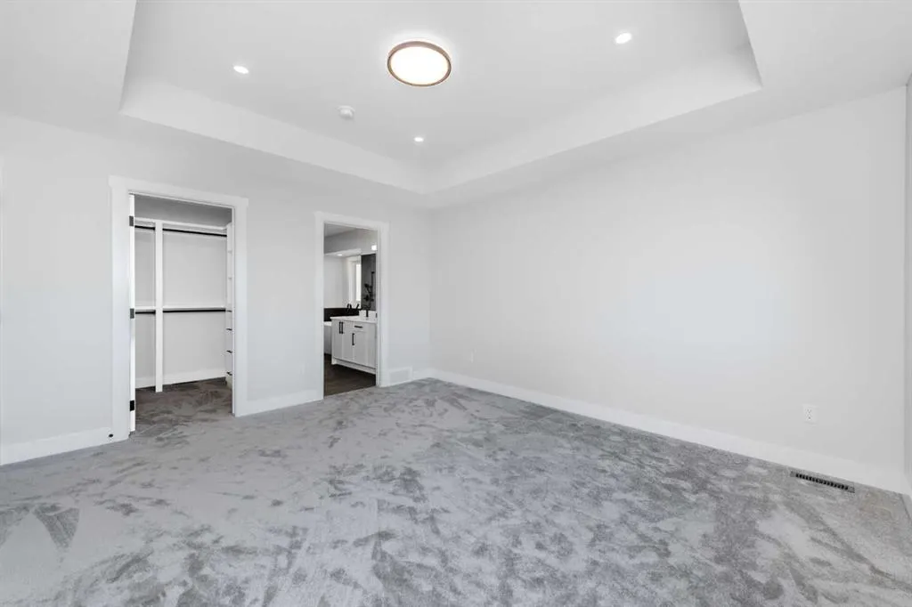463 Rivercrest View