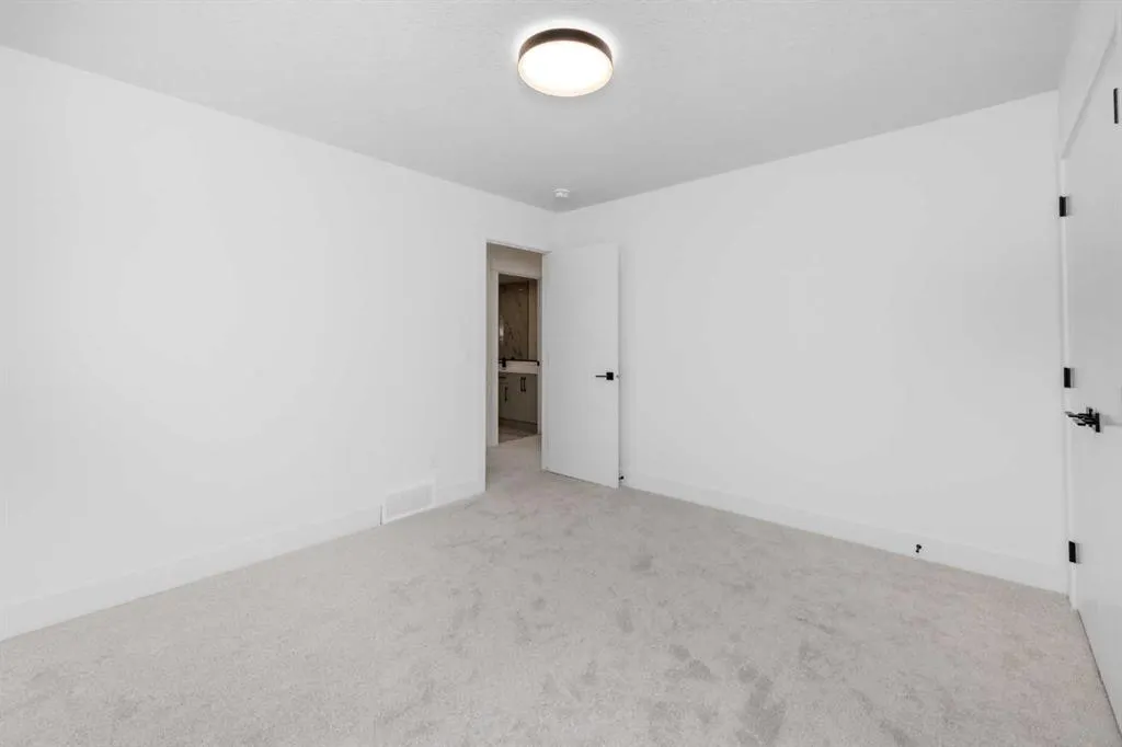503 Rivercrest View