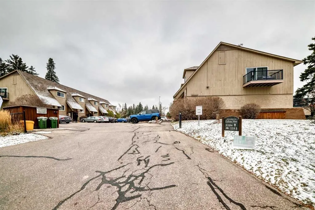 2212 Paliswood Road SW #2