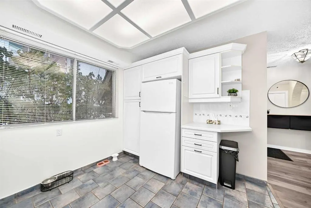 2212 Paliswood Road SW #2
