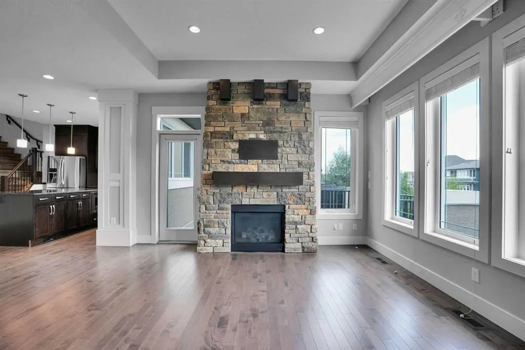 92 Masters Court SE