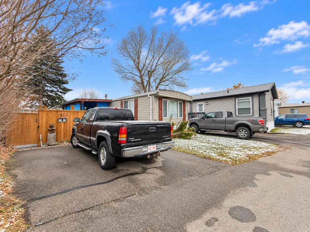 6724 17 Avenue SE #97