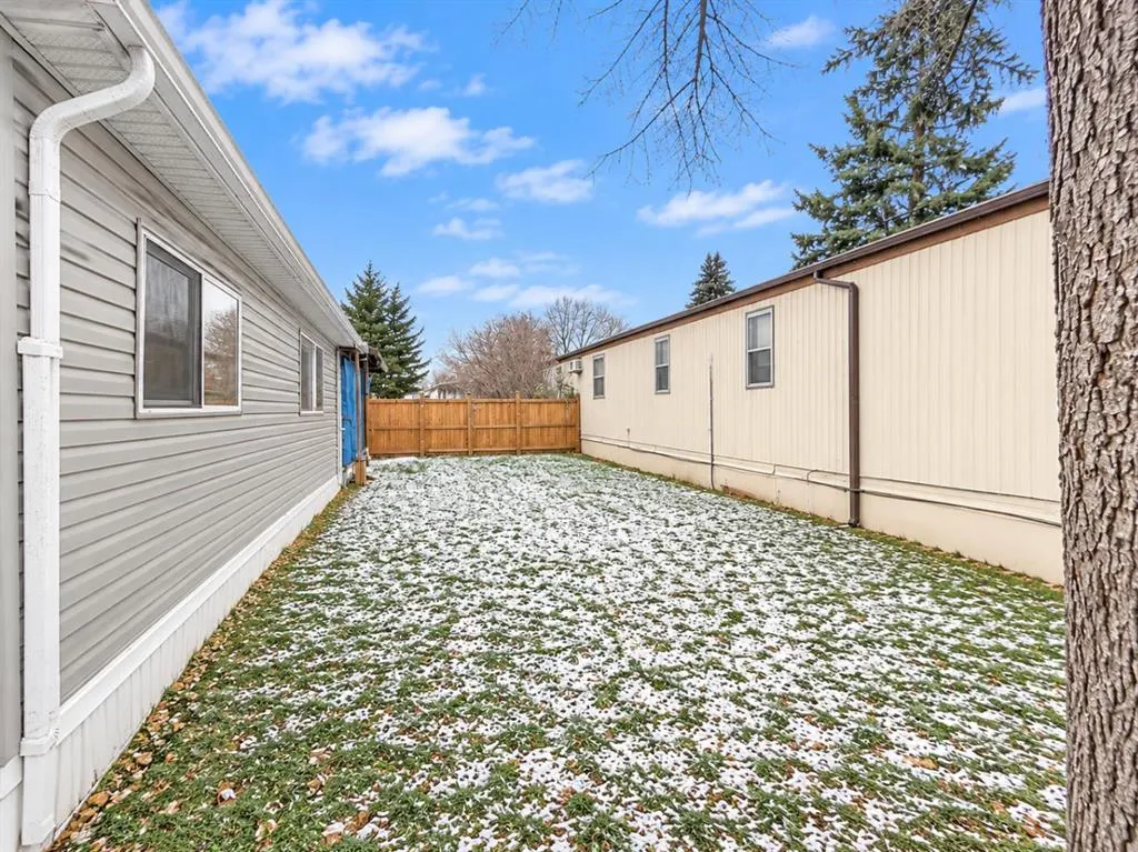 6724 17 Avenue SE #97