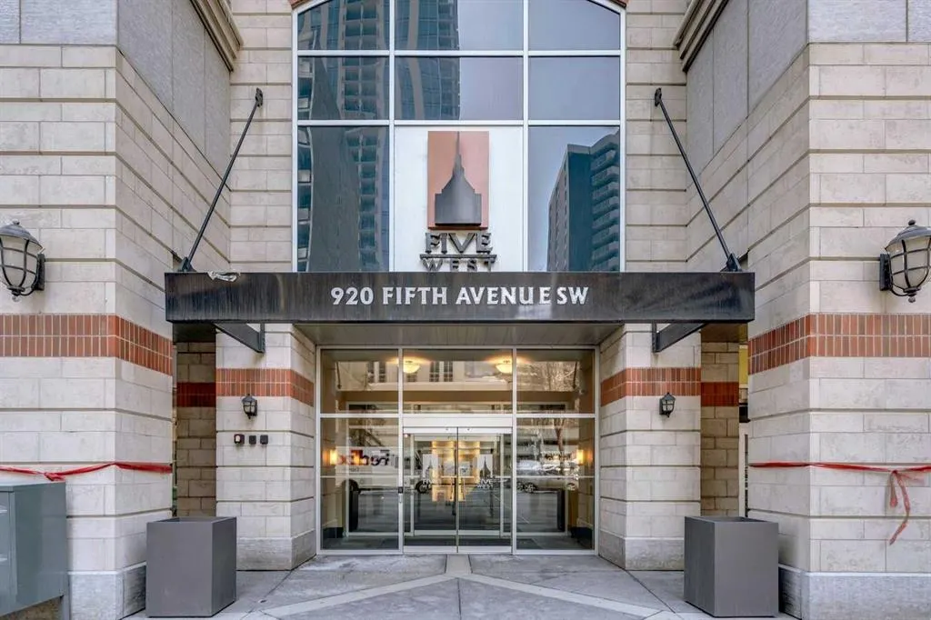 920 5 Avenue SW #1206