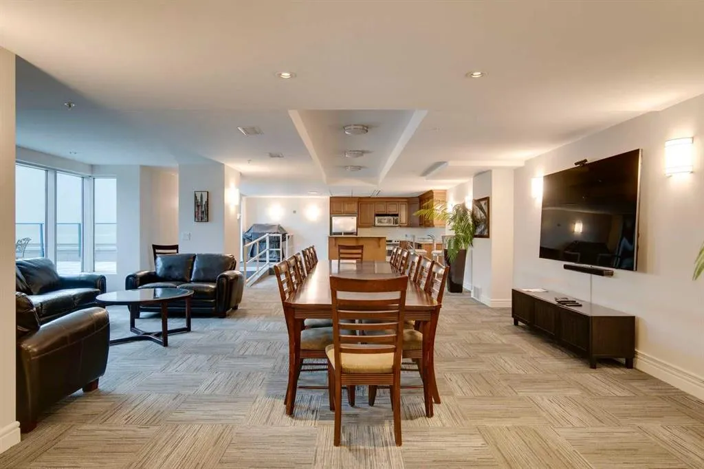 920 5 Avenue SW #1206