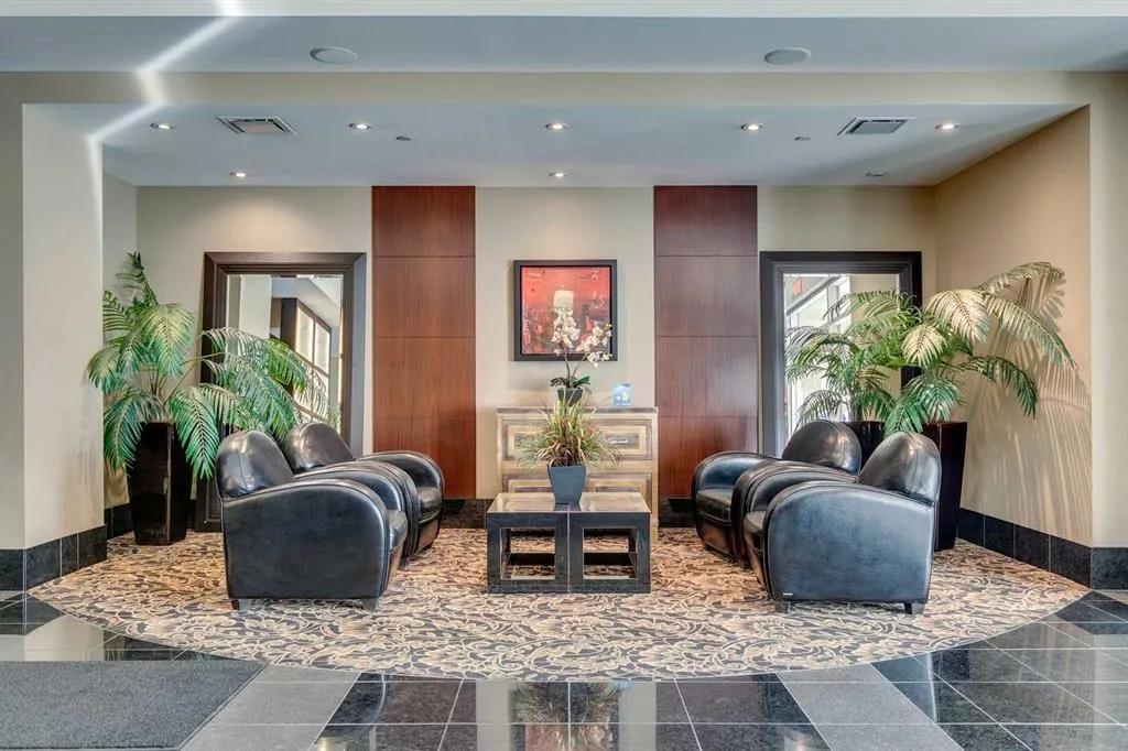 920 5 Avenue SW #1206