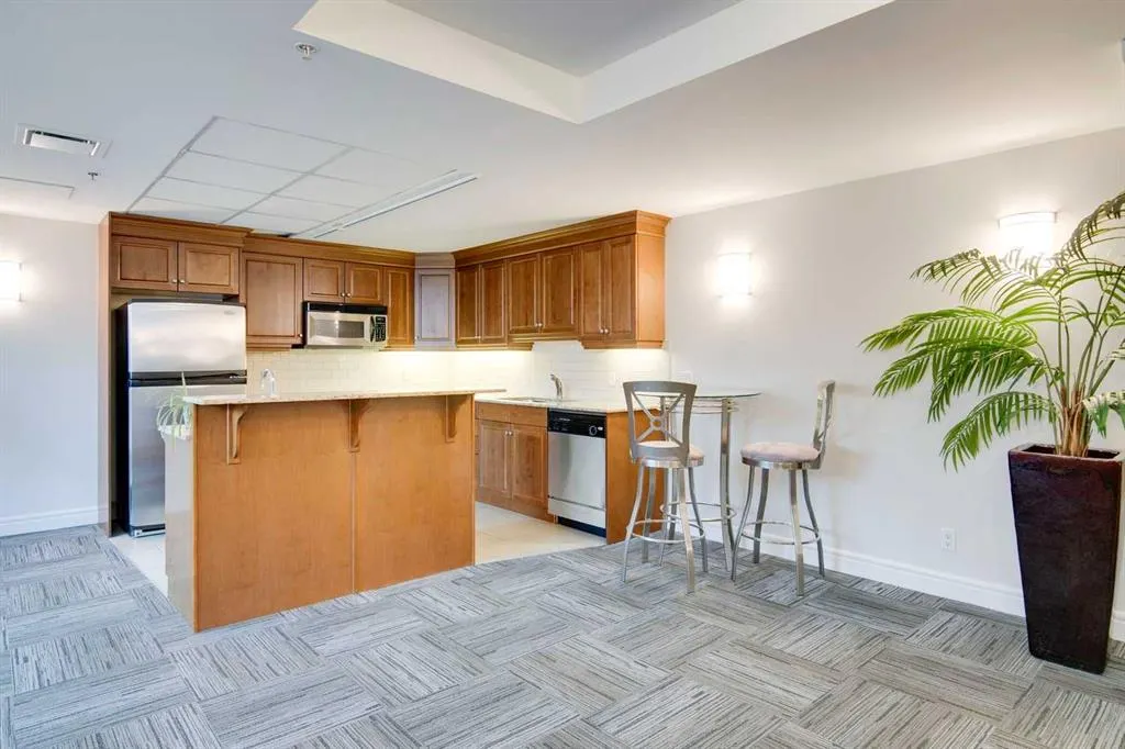 920 5 Avenue SW #1206