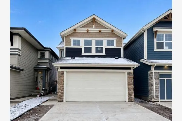 91 Mercado Crescent SE