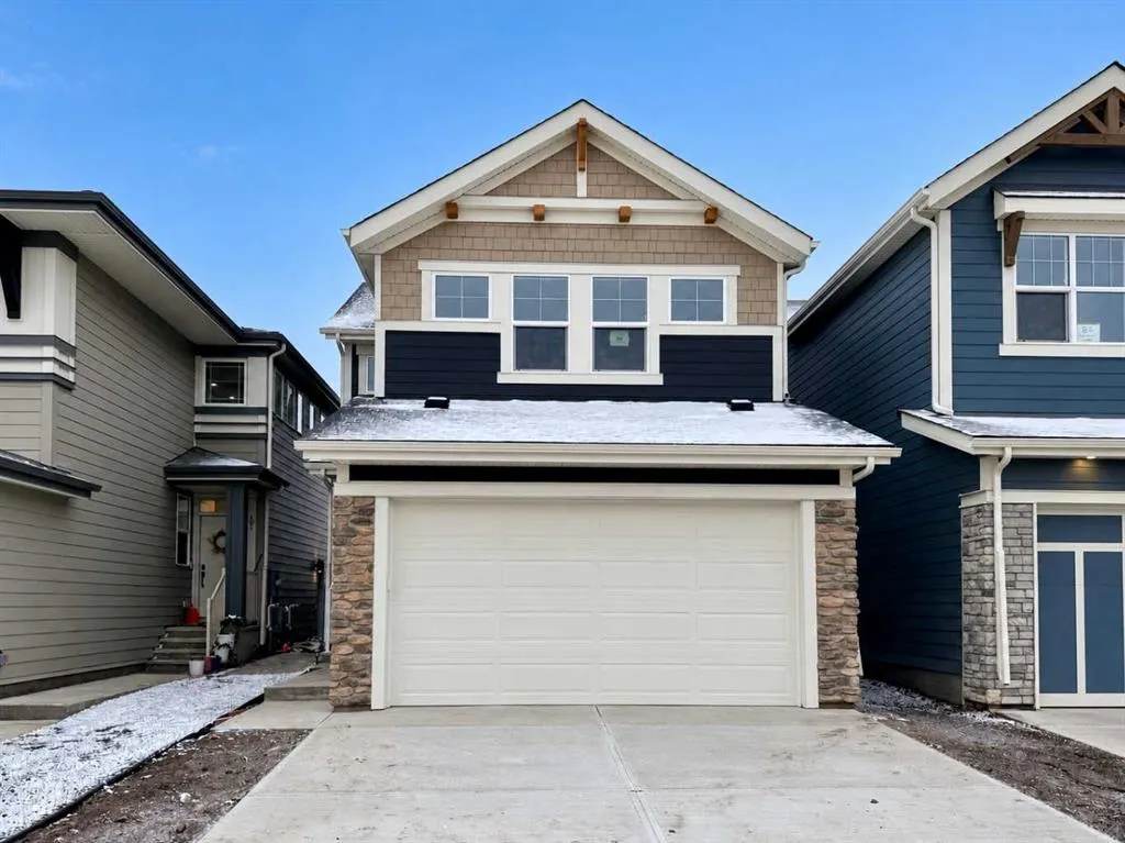 91 Mercado Crescent SE