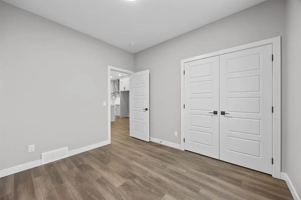 22 Ambleridge Avenue NW