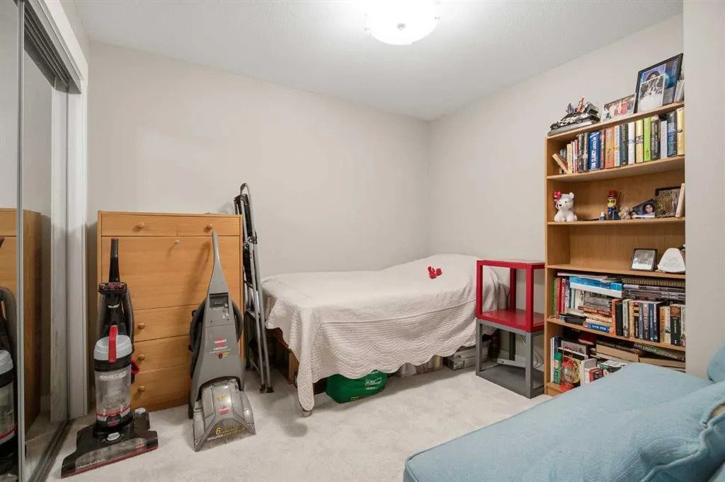 11 Mahogany Row SE #3401