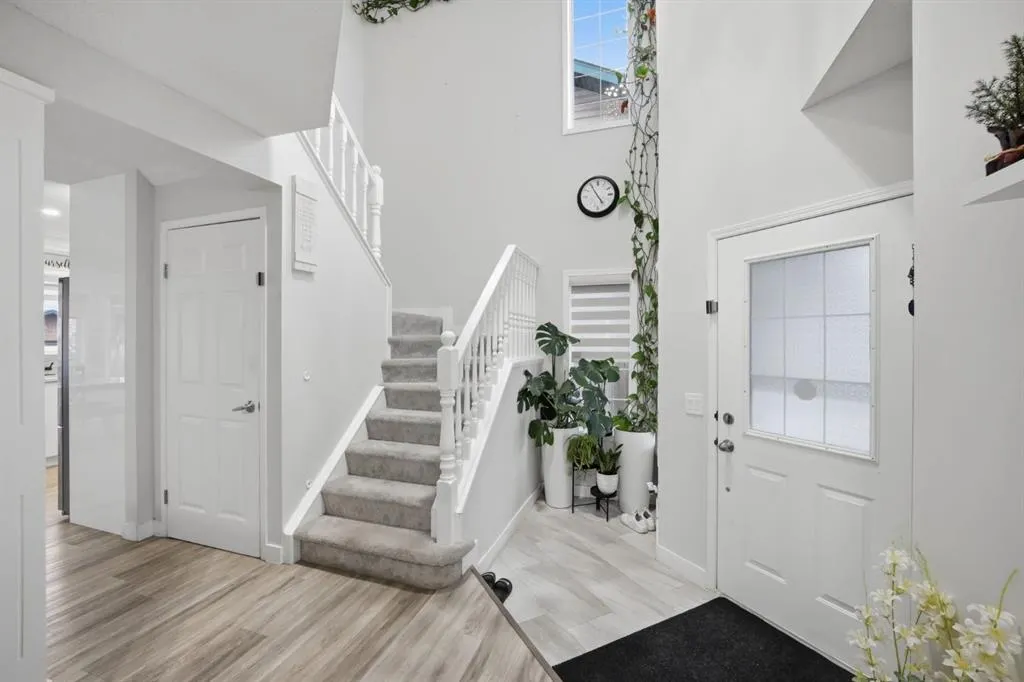 25 Martin Crossing Green NE
