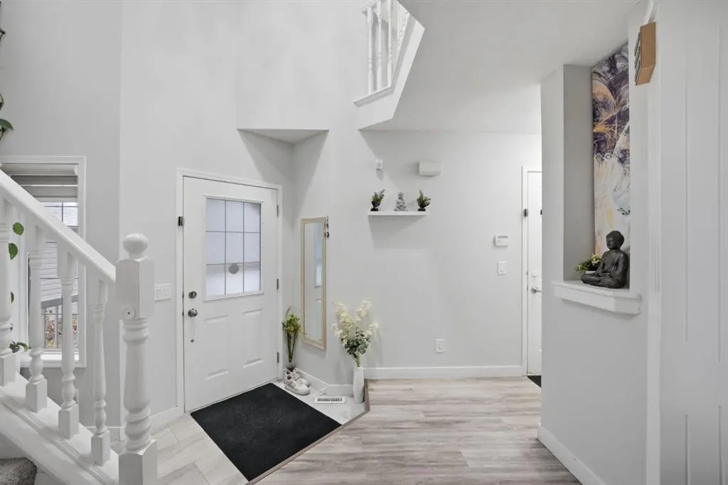 25 Martin Crossing Green NE