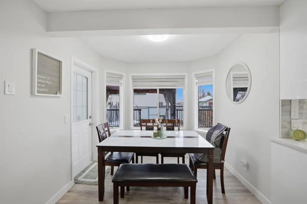 25 Martin Crossing Green NE