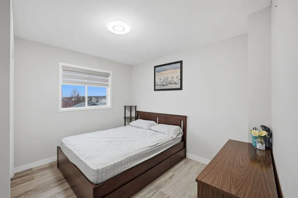 25 Martin Crossing Green NE