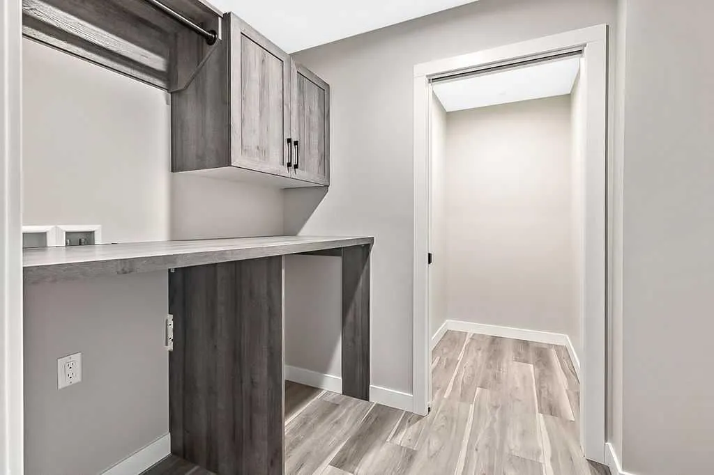 101 Willowridge Drive #306