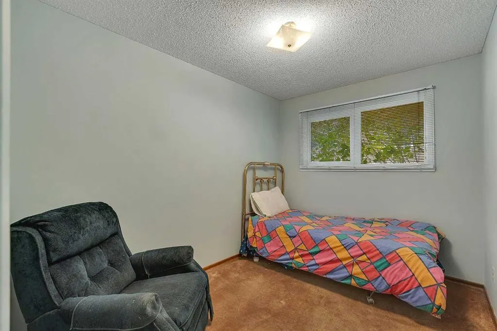 7383 Huntley Road NE