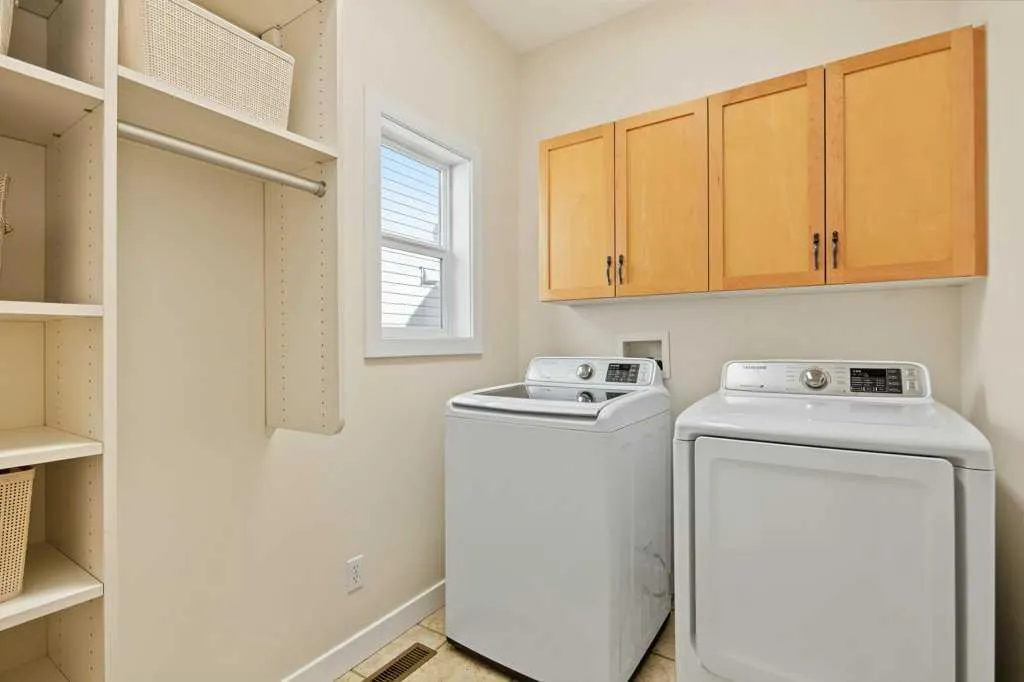 162 Brightonstone Landing SE