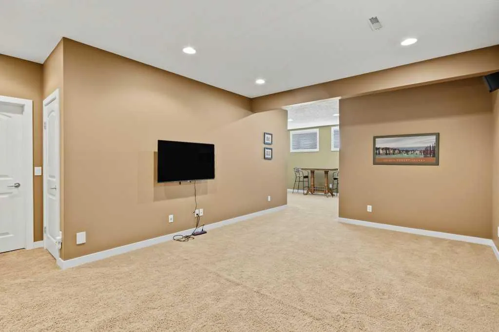 162 Brightonstone Landing SE