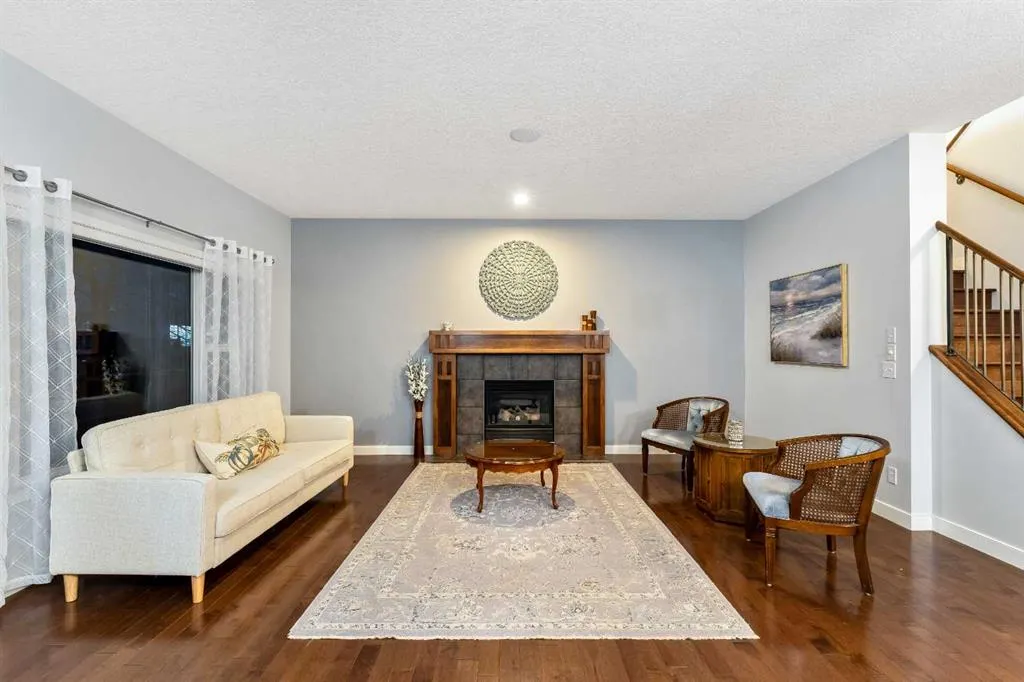 220 West Creek Landing