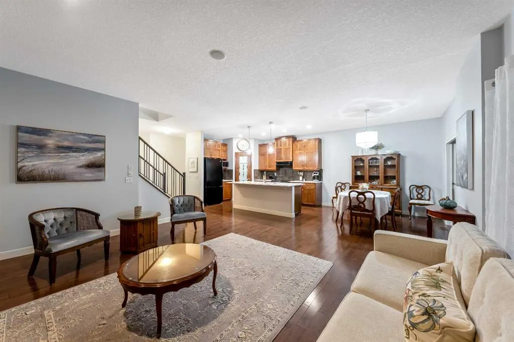 220 West Creek Landing