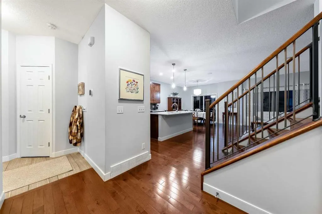 220 West Creek Landing