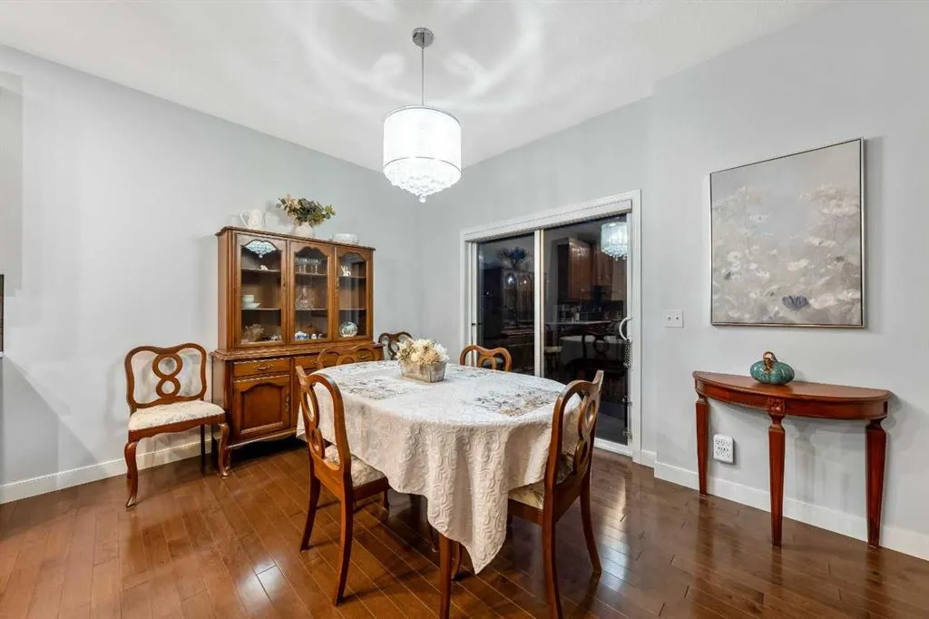 220 West Creek Landing