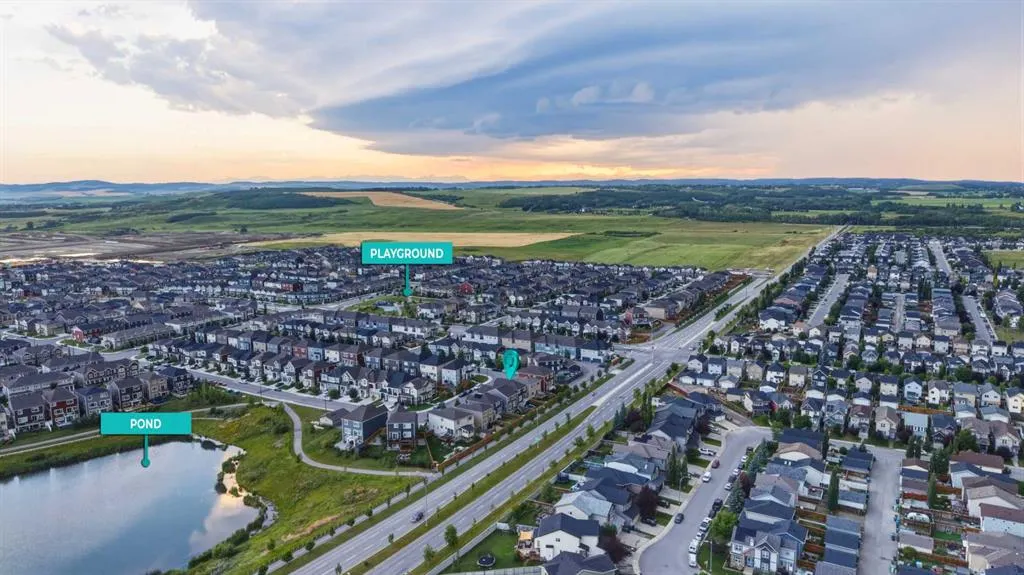 102 Yorkville Green SW