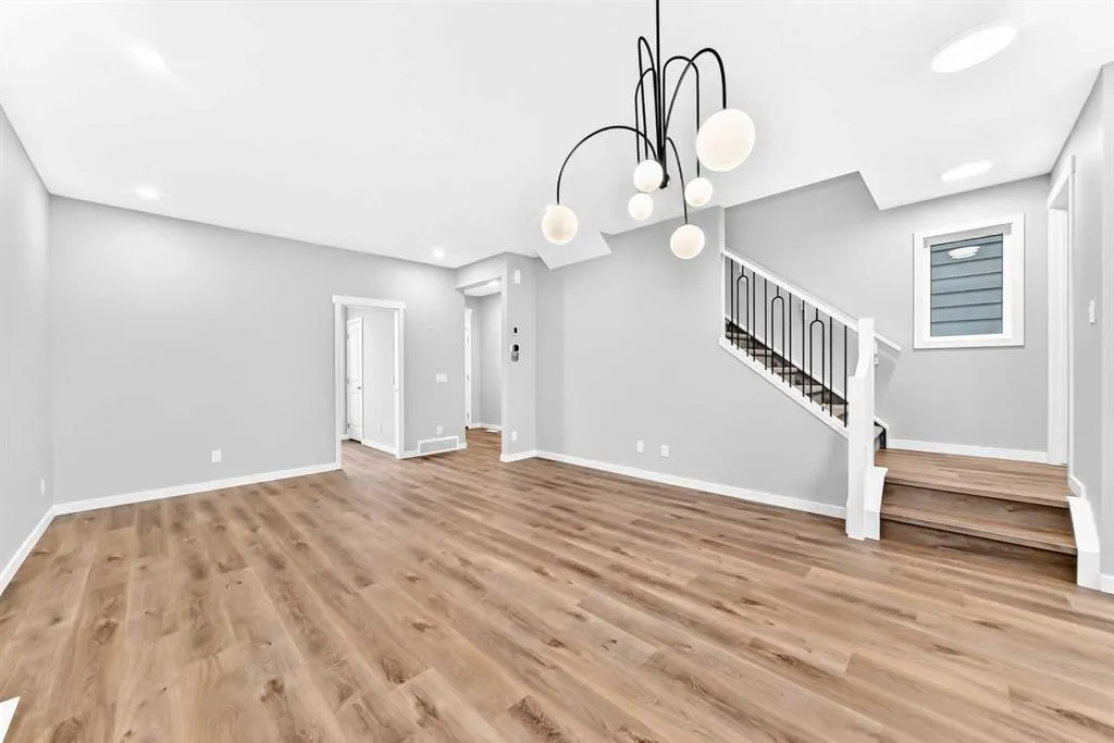 28 Mercado Road SE