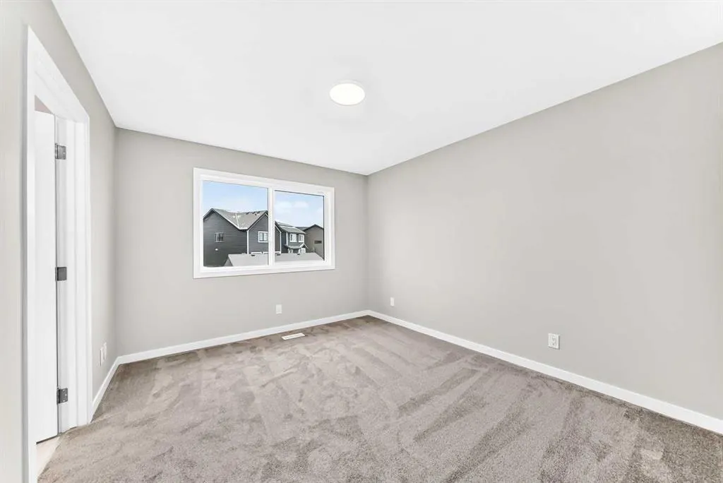28 Mercado Road SE