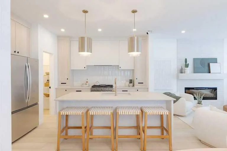 214 Bridgeport Circle