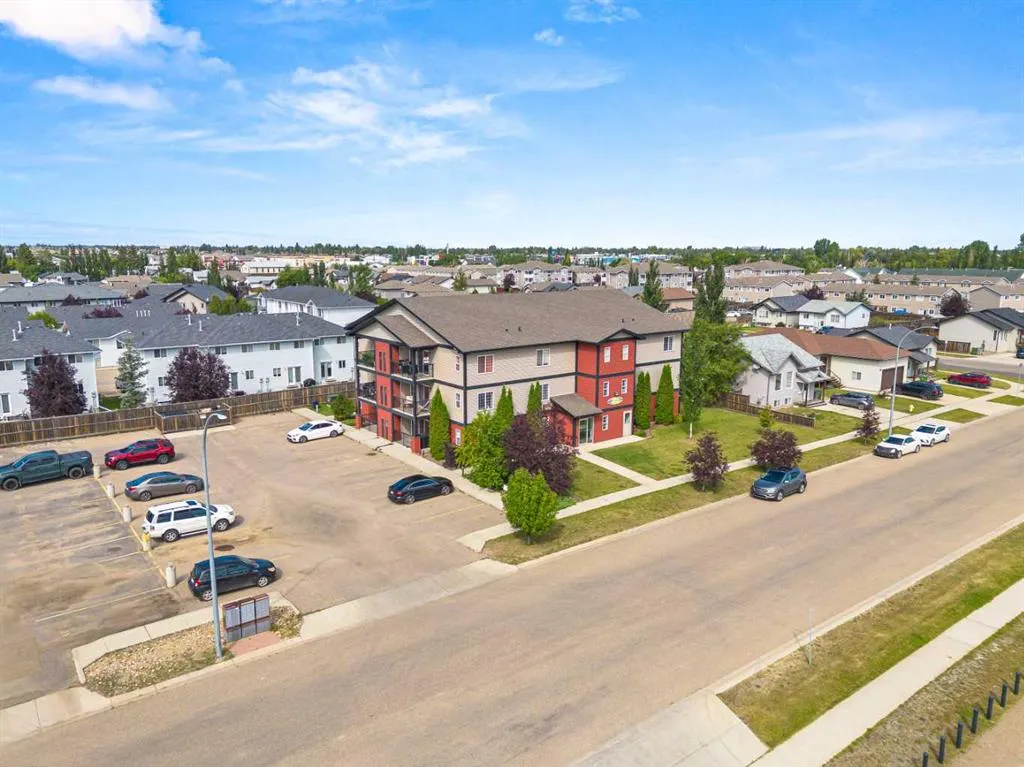 1706 47A Avenue #203