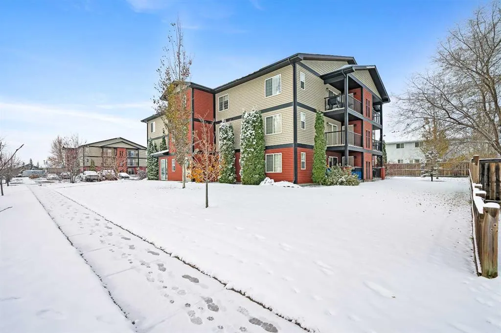 1706 47A Avenue #203