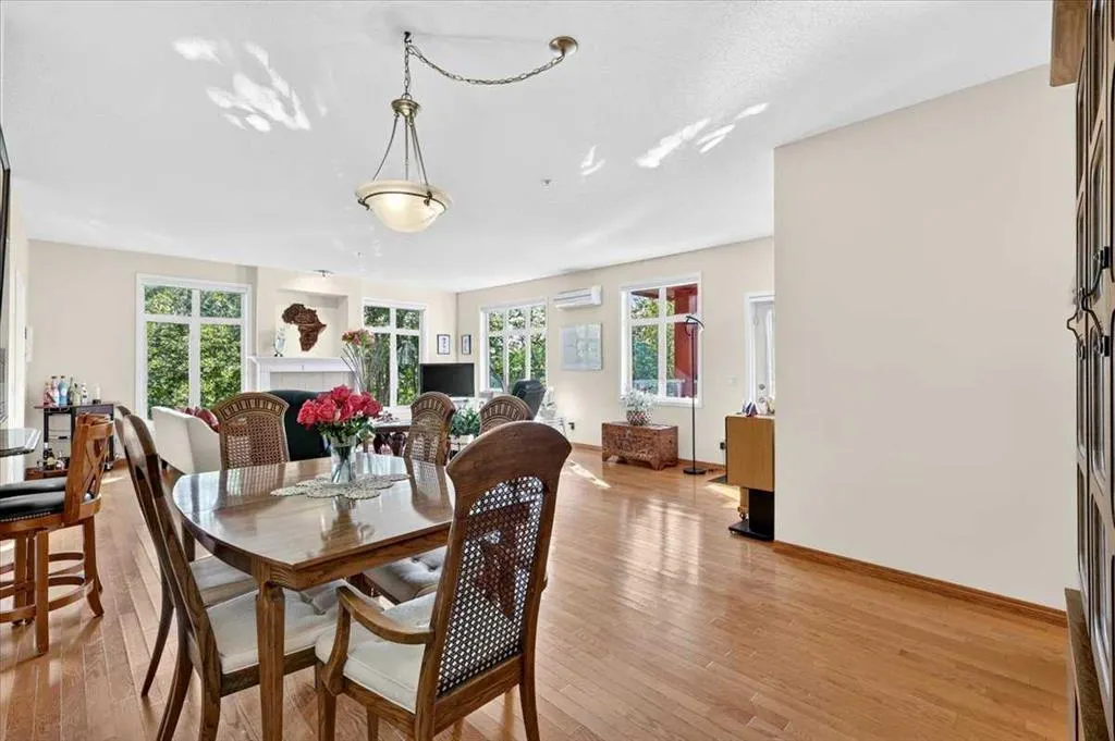 2310 Lake Fraser Green SE #2310