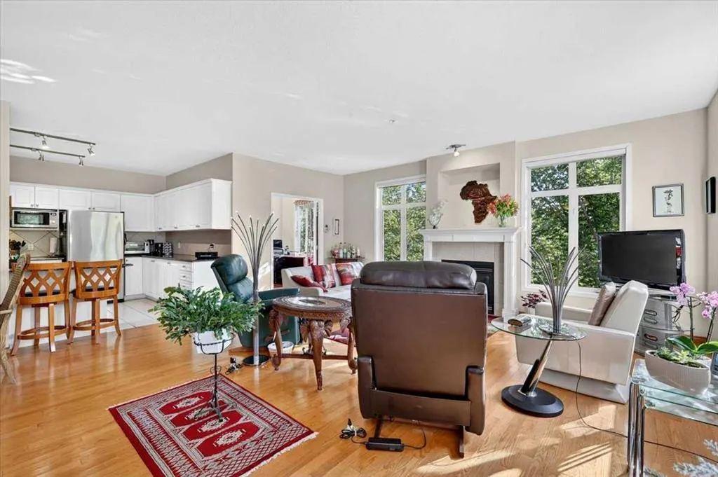 2310 Lake Fraser Green SE #2310
