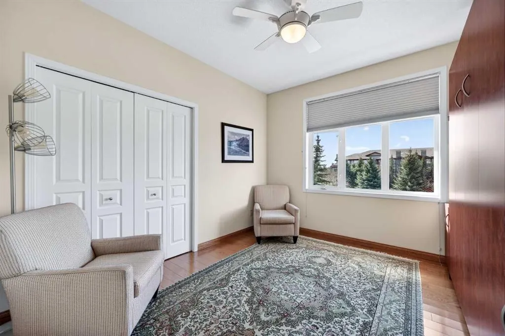2310 Lake Fraser Green SE #2310