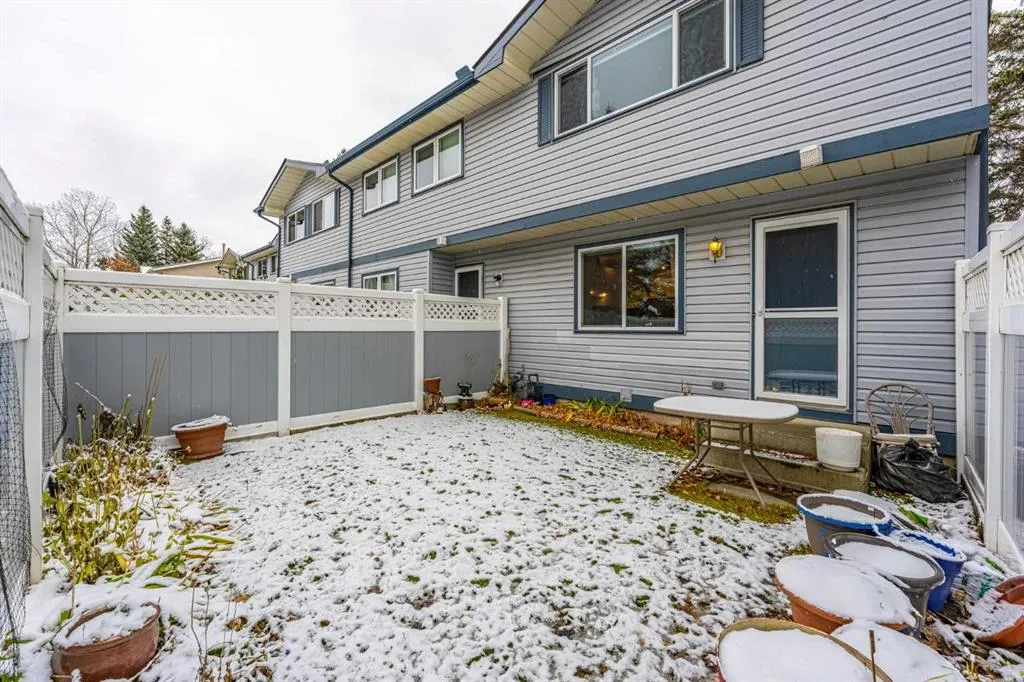146 Woodmont Terrace SW