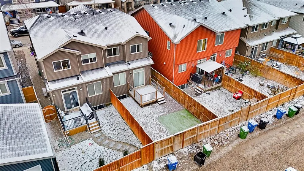 112 Legacy Glen Street SE