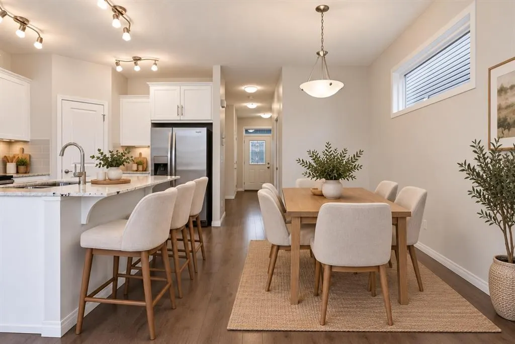 112 Legacy Glen Street SE