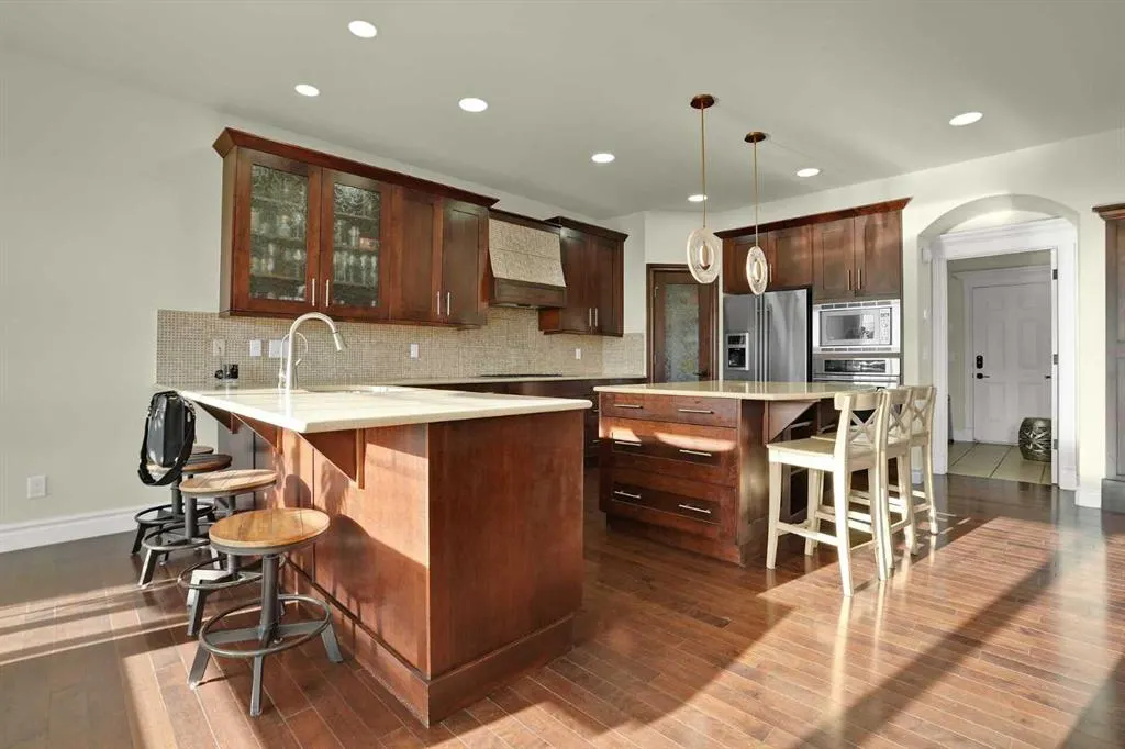323 Aspen Glen Place SW