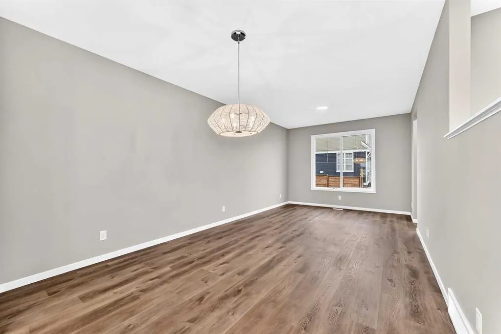 1213 Mahogany Boulevard SE