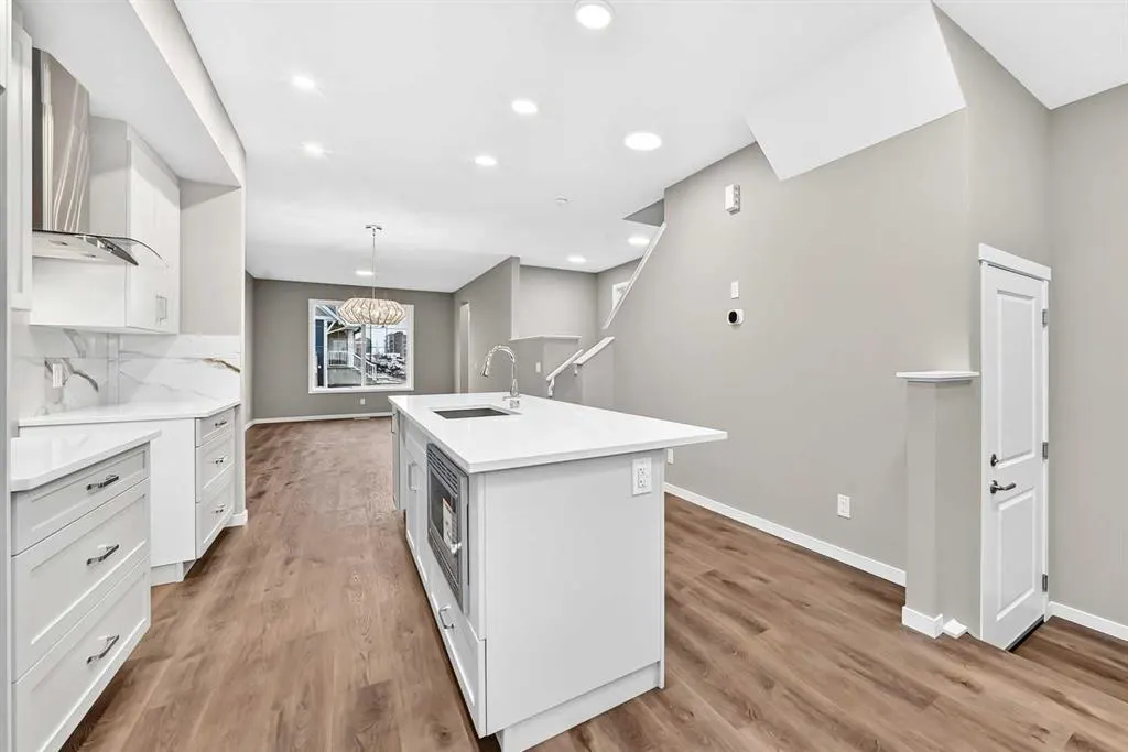 1213 Mahogany Boulevard SE